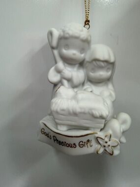 Precious Moments- Precious Gift Ornament- EJ454
